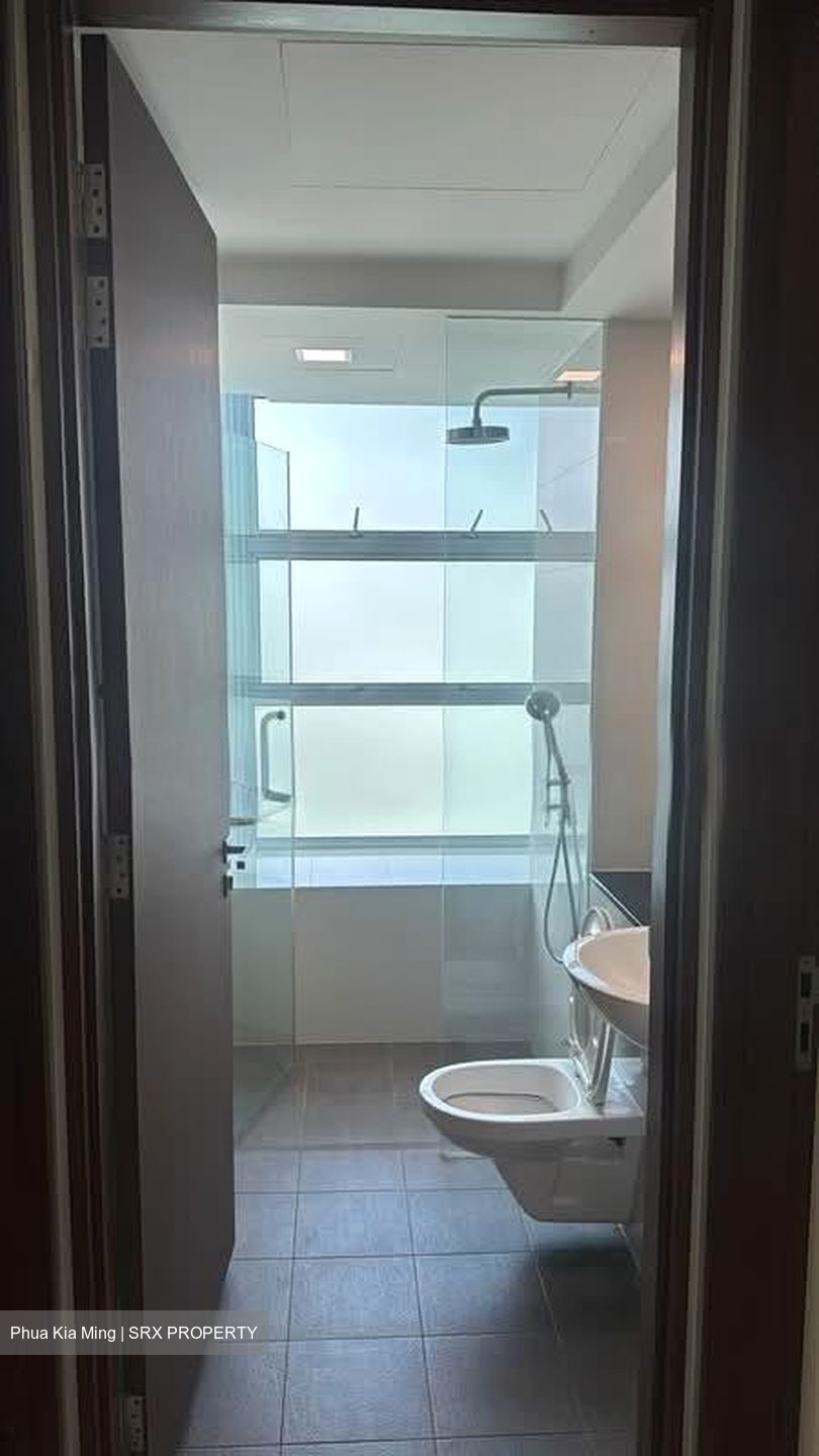 D'Gallery (D14), Apartment #588655261